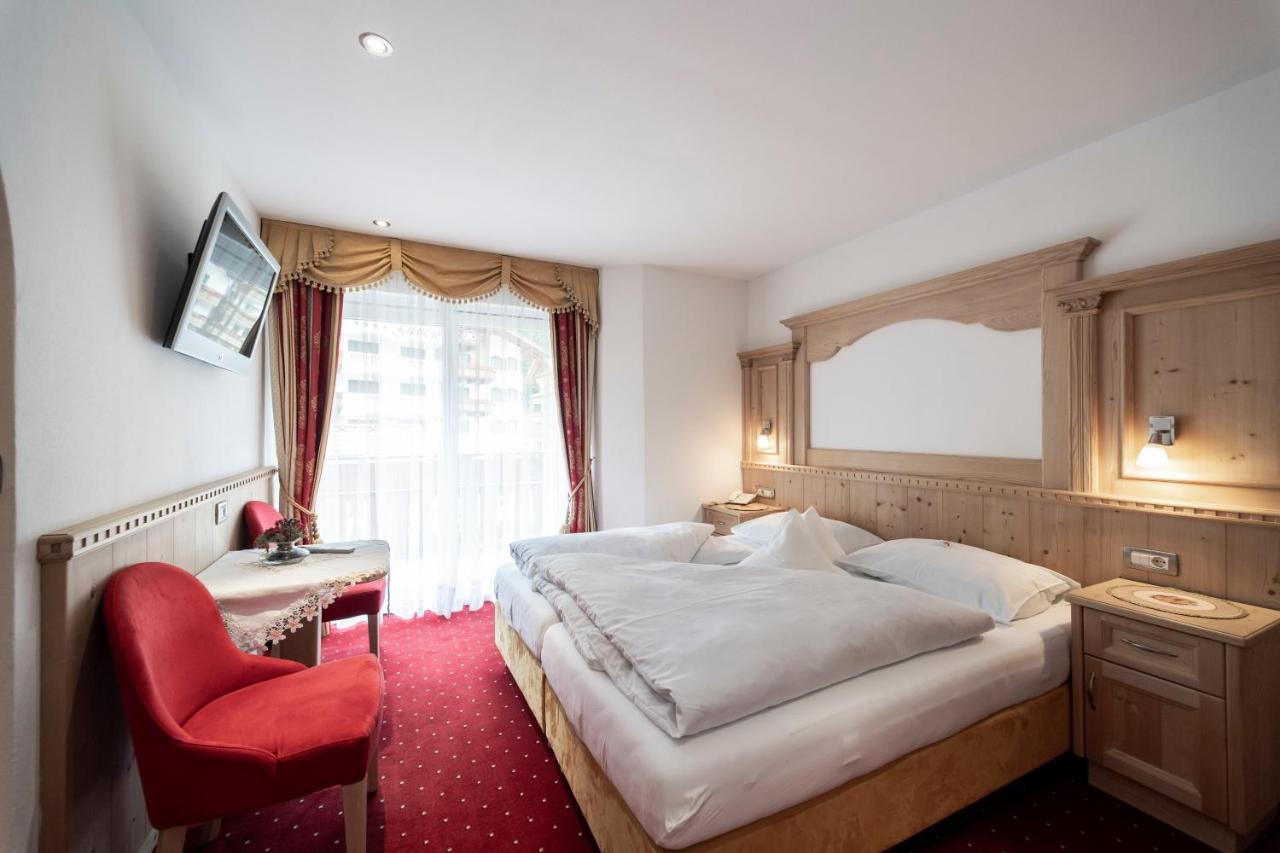 Garni B&B Schenk Селва ди Вал Гардена Екстериор снимка